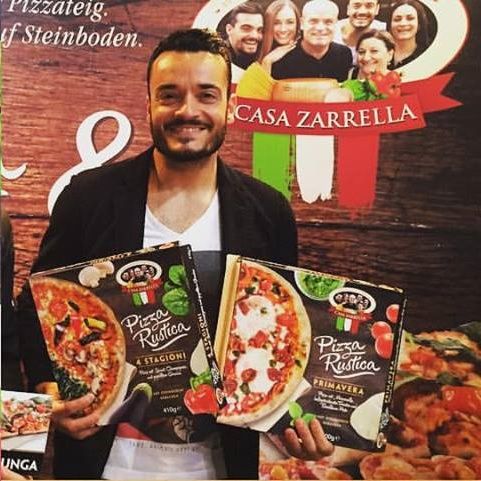 Giovanni Zarrella backt jetzt Fertigpizza
