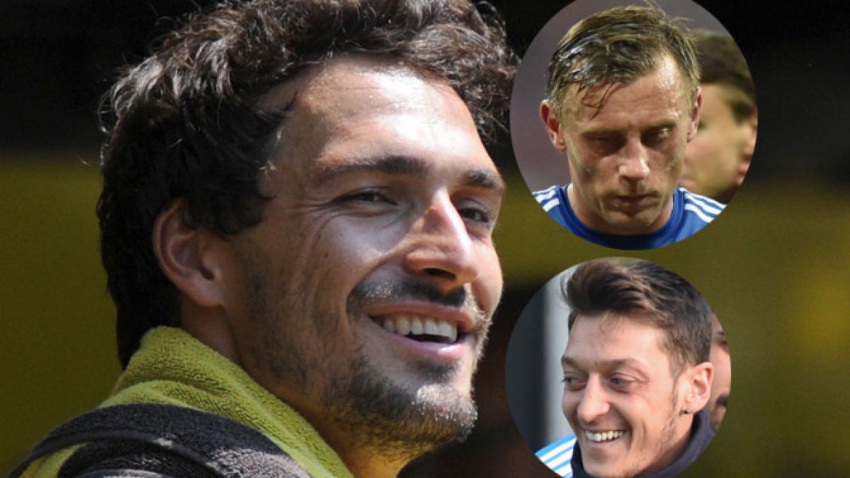 Mats Hummels Mesut Ozil Ivica Olic Ted Mosby Zwischen Den Pfosten Tennie Star Bei Manchester United News De