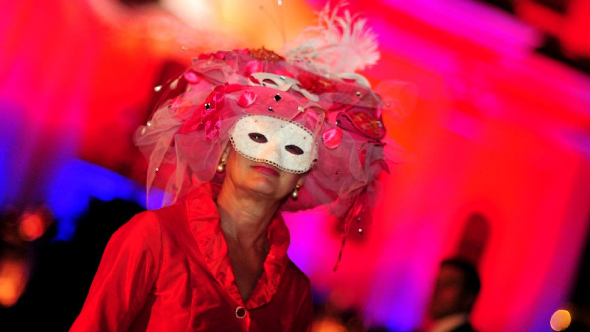 Ein Maskenball ermöglicht anonymen Sex. (Foto)