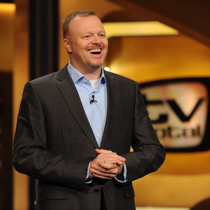 Ehrenrunde: Stefan Raab fordert zum Duell mit Kopf und Platte Ehrenrunde: Stefan Raab fordert zum Duell mit Kopf und Platte (Foto)