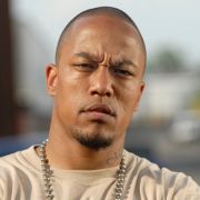 Rapper Deso Dogg, mit bürgerlichem Namen Denis Cuspert, trat nach seiner Radikalisierung als dschihadistischer Salafist in Erscheinung. Medien berichten, er sei am 16. Oktober 2015 getötet worden. Rapper Deso Dogg, mit bürgerlichem Namen Denis Cuspert, trat nach seiner Radikalisierung als dschihadistischer Salafist in Erscheinung. Medien berichten, er sei am 16. Oktober 2015 getötet worden.