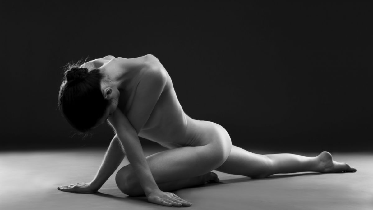 Ein nacktes Yoga-Girl präsentiert regelmäßig ihre Vorzuüge auf Instagram. (Symbolbild) (Foto)
