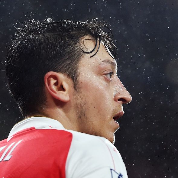 Nach Mesut Özil: Welche Profis müssen noch bangen? Nach Mesut Özil: Welche Profis müssen noch bangen? (Foto)