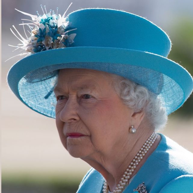 Verliert Queen Elizabeth II. jetzt ihre Krone?