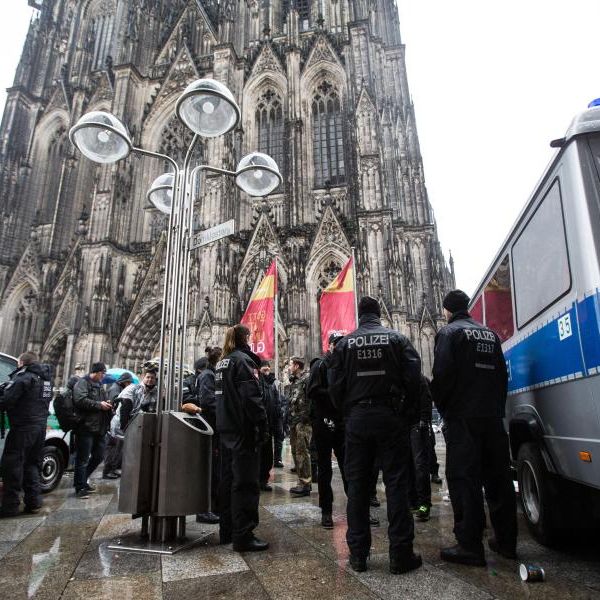 An Weiberfastnacht wieder 224 Anzeigen An Weiberfastnacht wieder 224 Anzeigen (Foto)