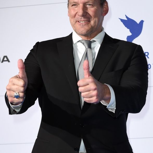 In der ZDF-Mediathek: Ralf Möllers Blamage im Körper-Scanner In der ZDF-Mediathek: Ralf Möllers Blamage im Körper-Scanner (Foto)