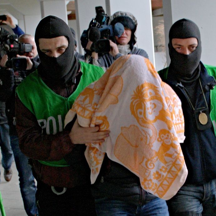 Das passiert mit straffälligen Flüchtlingen in Deutschland Das passiert mit straffälligen Flüchtlingen in Deutschland (Foto)