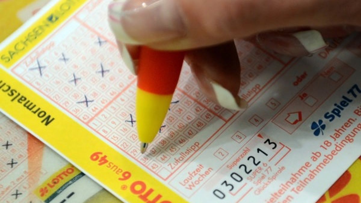 Lottozahlen Von Samstag Den 13 08 2016 Aktuelle Gewinnzahlen Und Quoten Vom Lotto Am Samstag News De
