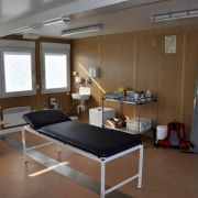 Die Behandlungsräume sind zweckmäßig eingerichtet. Die Behandlungsräume sind zweckmäßig eingerichtet.