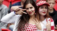 Kroatien-Fans drücken ihrer Mannschaft die Daumen.