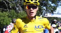Bei der 12. Etappe der Tour de France: Chris Froome musste nach einem Zusammenstoß mit einem TV-Motorrad ohne Fahrrad zur Zielgerade laufen.