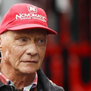 Nach seinem Feuer-Unfall: So leidet Lauda bis heute Nach seinem Feuer-Unfall: So leidet Lauda bis heute (Foto)