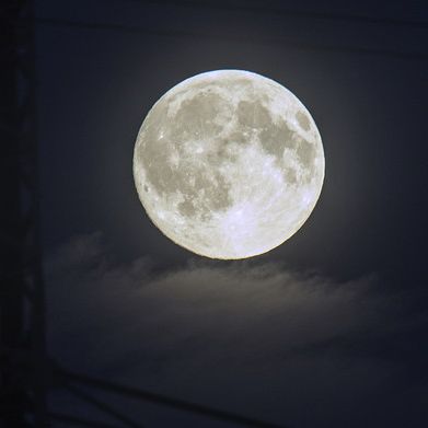 Nasa bestätigt: Zweiter Mond am Himmel entdeckt Nasa bestätigt: Zweiter Mond am Himmel entdeckt (Foto)