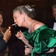 Königliche Zigaretten-Raucherin: Margrethe II., Königing von Dänemark, macht keinen Hehl aus ihrem Laster!