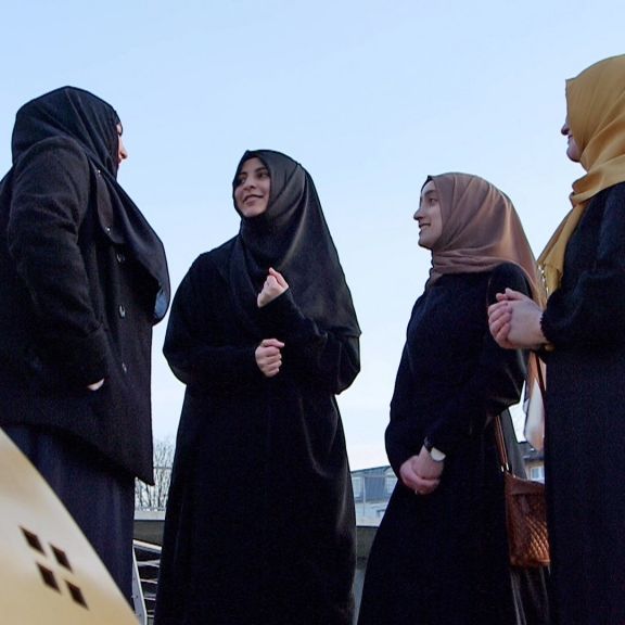 Warum junge Frauen aus Europa für den IS alles aufgeben Warum junge Frauen aus Europa für den IS alles aufgeben (Foto)