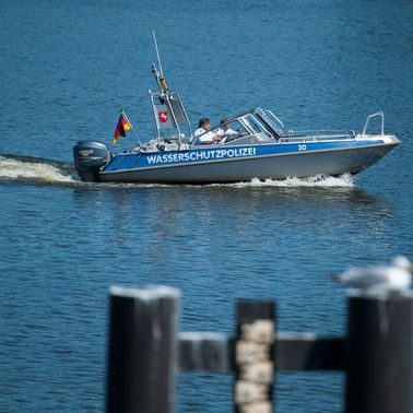 Schwere Badeunfälle! Mehrere Tote in Ostsee, Elbe und Co. Schwere Badeunfälle! Mehrere Tote in Ostsee, Elbe und Co. (Foto)