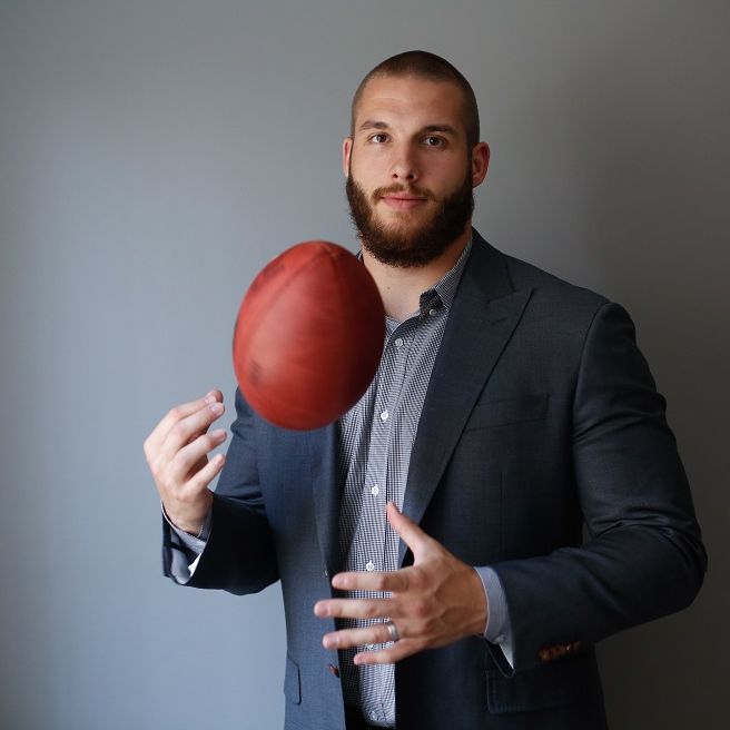 Böse Geburtstagsüberraschung für Footballer Björn Werner.