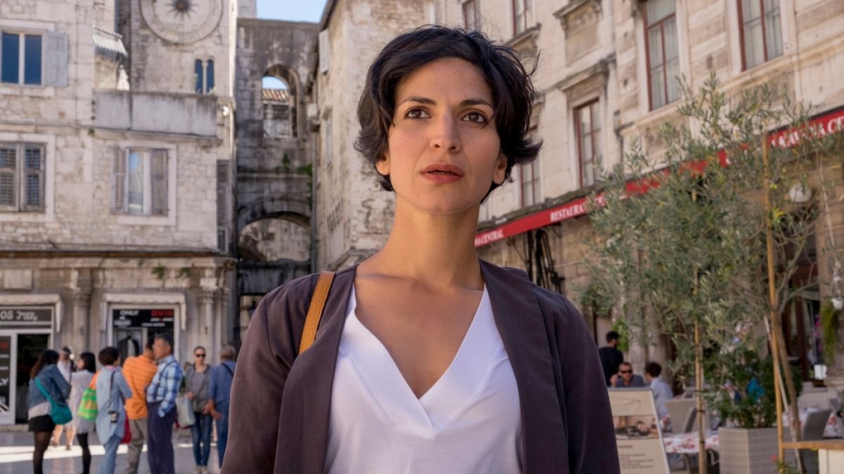 Branka Maric (Neda Rahmanian) stößt in "Tod einer Legende" bei ihren Ermittlungen auf Widerstand bei ihren Vorgesetzten. (Foto)