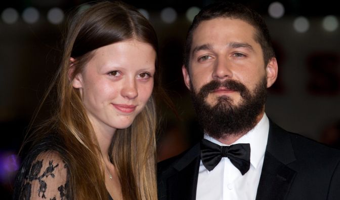 Mia Goth privat