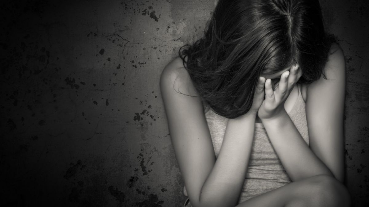 Ein Mann hat in Australien seine Tochter und Stieftochter vergwaltigt. (Symbolbild) (Foto)