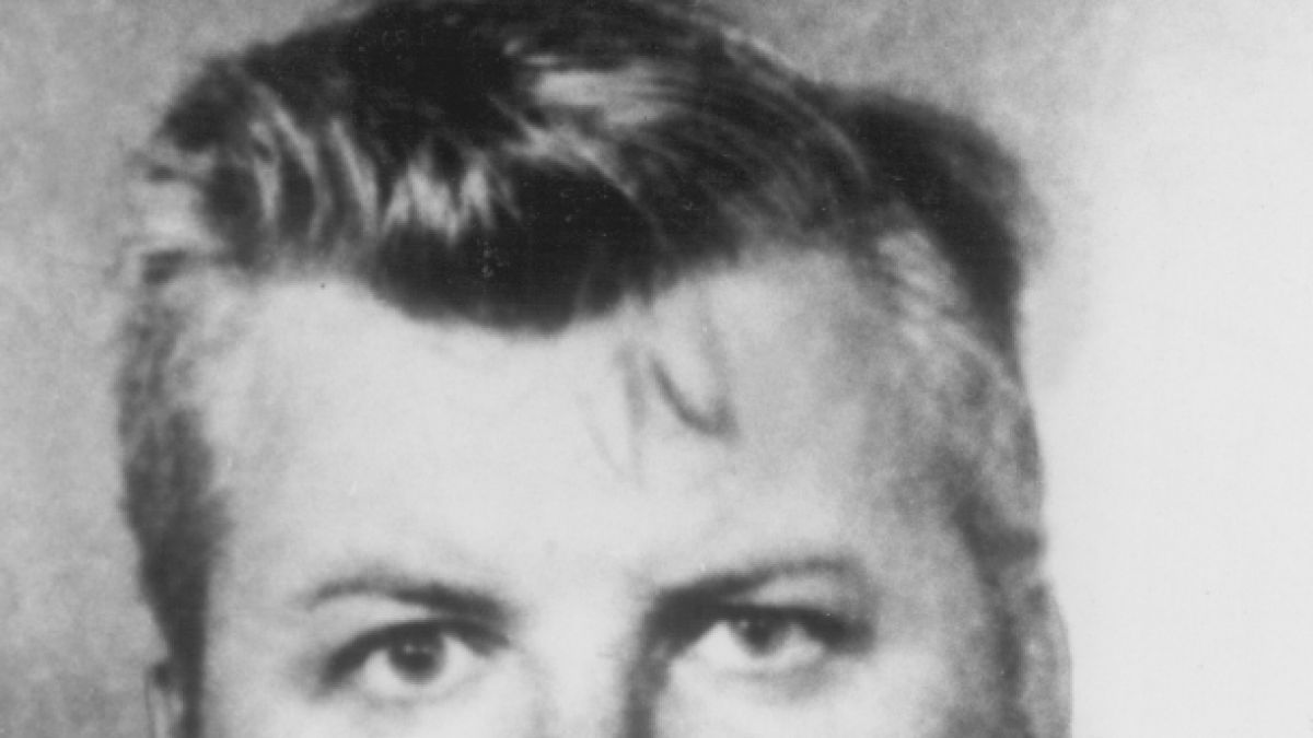 Polizeifoto von John Wayne Gacy, aufgenommen nach seiner Festnahme am 22. Dezember 1978. Gacy wurde im März 1980 zum Tode verurteilt und im Mai 1994 hingerichtet. (Foto)
