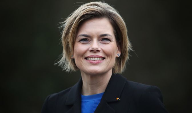 Wen liebt die Bundestagspräsidentin heute nach der Trennung? Julia Klöckner im Steckbrief