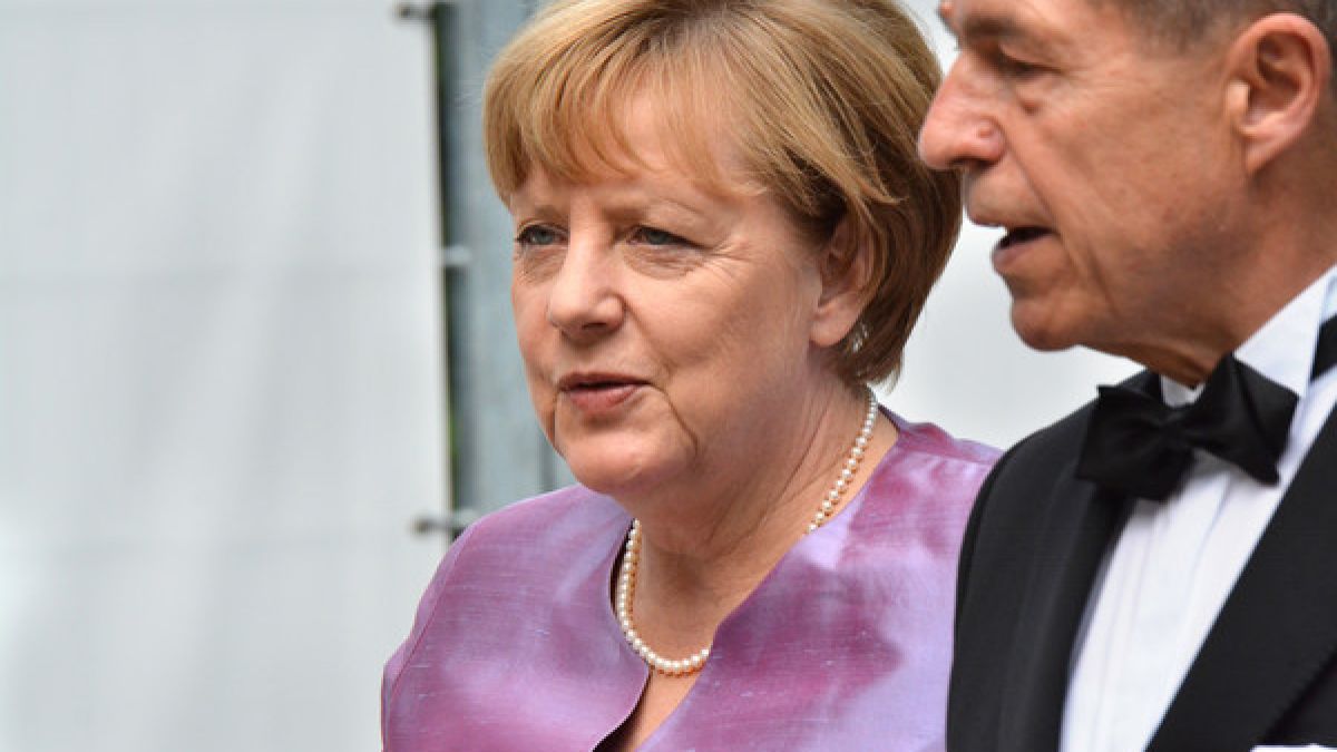 Angela Merkel mit ihrem Ehemann Joachim Sauer. (Foto)