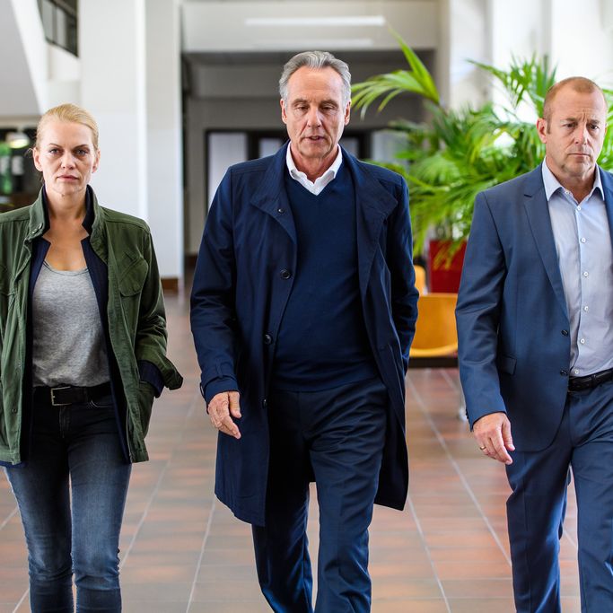 Jugendrichter Dr. Kleinert in großer Gefahr Jugendrichter Dr. Kleinert in großer Gefahr (Foto)
