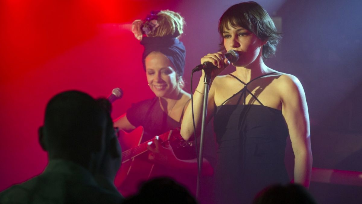 Im ARD-Film "Freundinnen" spielte Nicolette Krebitz Sängerin Sascha. (Foto)