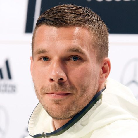 Neuer Job? Prinz Poldi macht jetzt lieber Döner Neuer Job? Prinz Poldi macht jetzt lieber Döner (Foto)