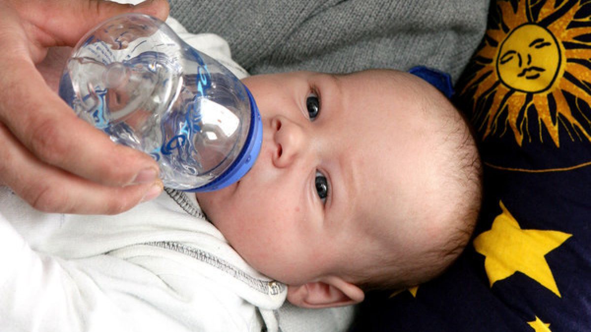 Baby-Tees im Test: In jeden 3. Tee wurden krebserregende Giftstoffe gefunden. (Foto)