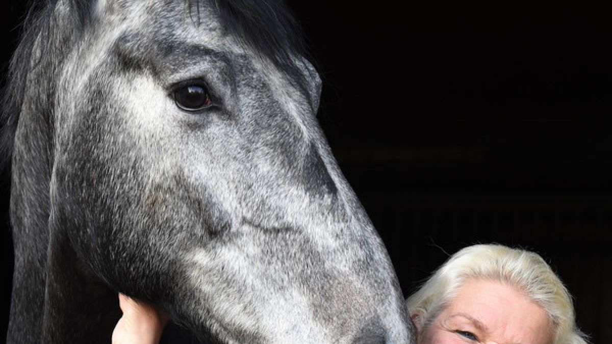 Die Leidenschaft für Pferde teilte Carmen Hanken mit ihrem verstorbenen Mann Tamme Hanken. (Foto)