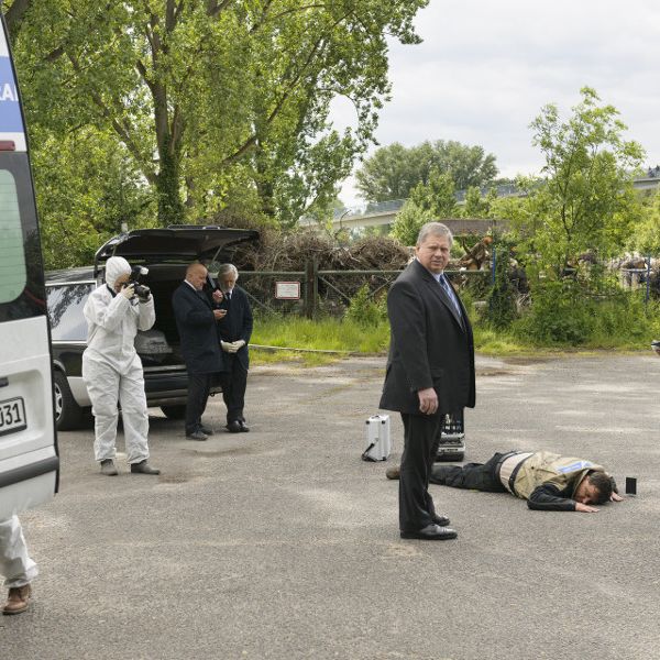 Letzte Folge! Staatsanwalt Reuter und der "Tod per Kurier" Letzte Folge! Staatsanwalt Reuter und der "Tod per Kurier" (Foto)
