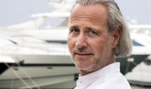 Horst Lichter Privat Diese Hurden Hat Der Schnurrbart Der Nation Schon Gemeistert News De