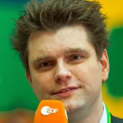 Außenreporter Lutz van der Horst. Außenreporter Lutz van der Horst.