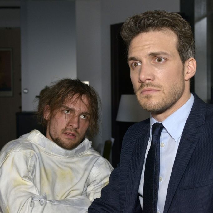 Chris in der Klapsmühle! Was führt Felix im Schilde? Chris in der Klapsmühle! Was führt Felix im Schilde? (Foto)