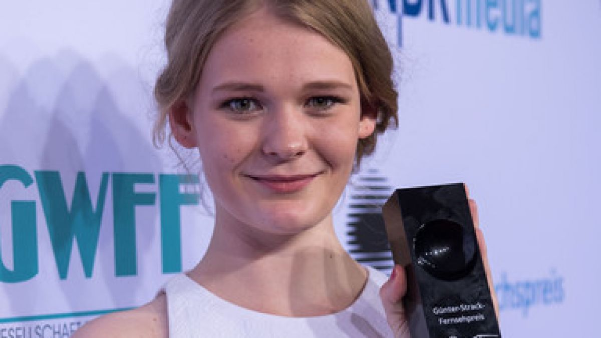 Nachwuchsschauspielerin Gro Swantje Kohlhof wurde 2016 für ihre Rolle in "Tatort: Rebecca" mit dem Günter-Strack-Fernsehpreis ausgezeichnet. (Foto)