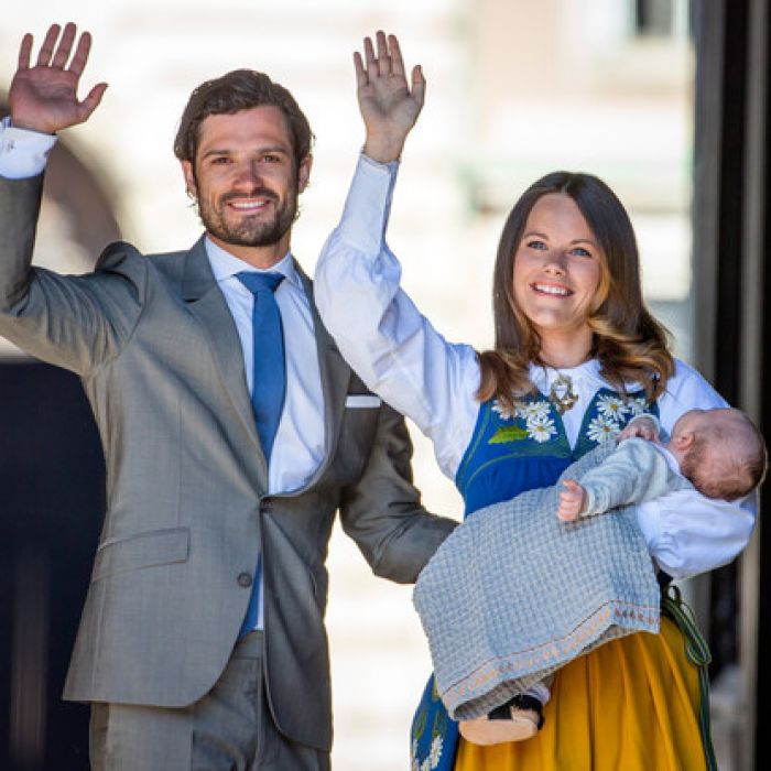 Prinz Carl Philip von Schweden mit seiner Ehefrau Prinzessin Sofia bei der Taufe ihres Sohns Prinz Alexander.