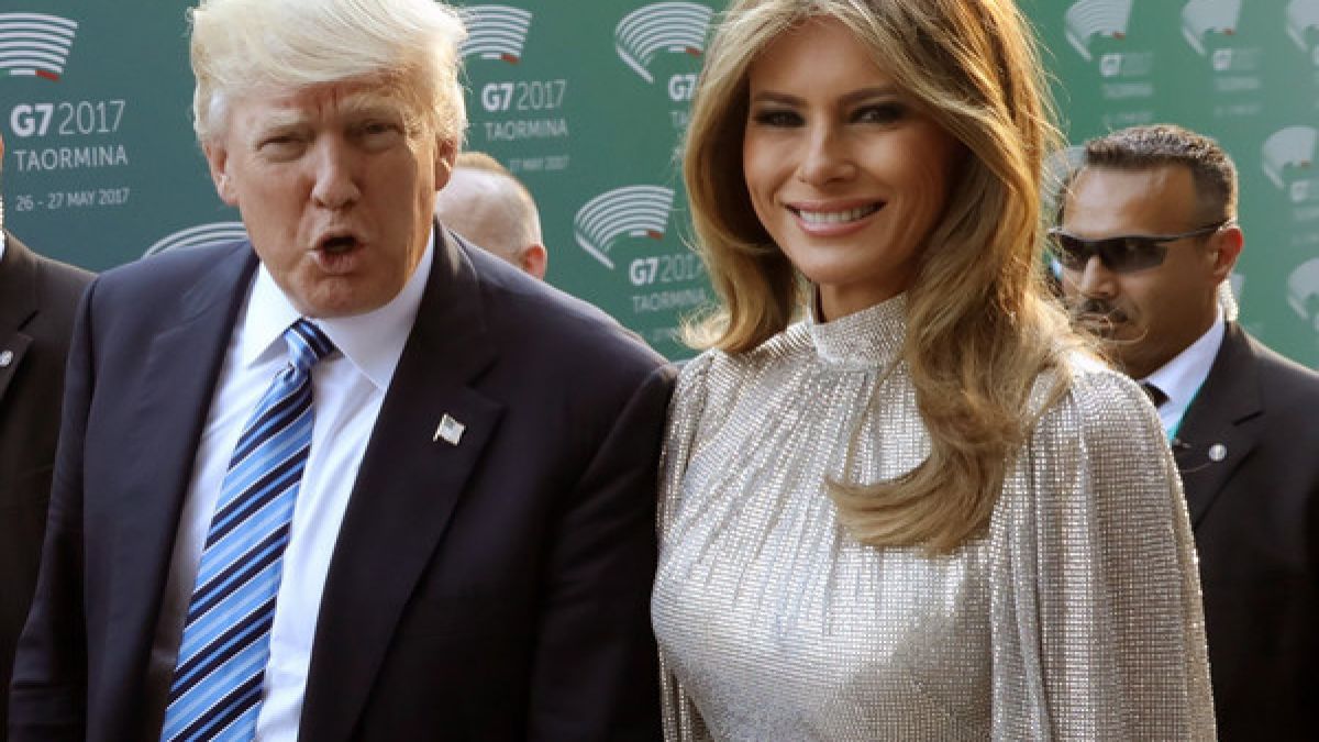 Hat Melania Trump bei einer möglichen Scheidung gut lachen? (Foto)