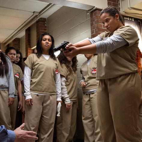 Netflix-Serie geht weiter! Katy Karrenbauer bei OITNB Netflix-Serie geht weiter! Katy Karrenbauer bei OITNB (Foto)