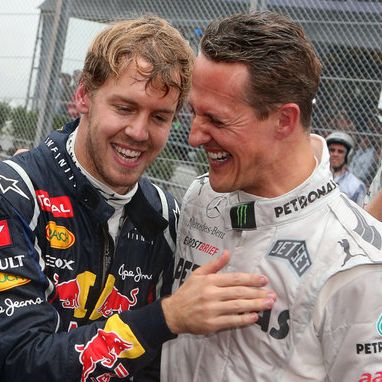 So ähnlich sind sich Schumi und Formel-1-Star Sebastian Vettel So ähnlich sind sich Schumi und Formel-1-Star Sebastian Vettel (Foto)