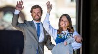 Prinz Carl Philip von Schweden und seine Ehefrau Prinzessin Sofia, hier mit dem ältesten Sohn Prinz Alexander, sind bald zu viert - die 32-Jährige erwartet ihr zweites Baby.