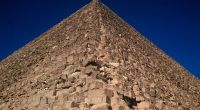 Die Pyramiden von Gizeh - hier die weltberühmte Cheops-Pyramide - sollen Wiessagungen zum bevorstehenden Weltende verborgen halten.