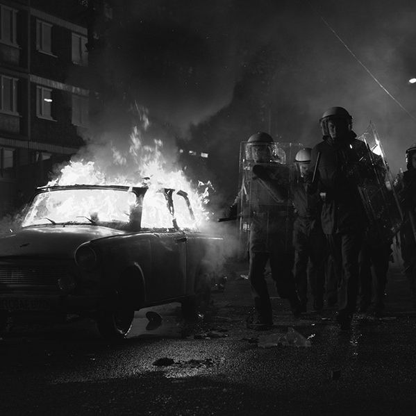 Die Pogrome von Rostock-Lichtenhagen aus einer anderen Perspektive Die Pogrome von Rostock-Lichtenhagen aus einer anderen Perspektive (Foto)