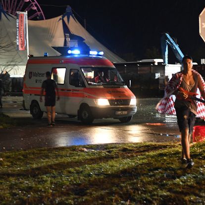 Sturm und Evakuierung! Heftige Unwetter fordern Tote und Verletzte Sturm und Evakuierung! Heftige Unwetter fordern Tote und Verletzte (Foto)