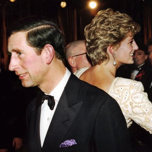 Mit DIESEN sexy Tricks wollte Lady Di ihre Ehe mit Prinz Charles kitten Mit DIESEN sexy Tricks wollte Lady Di ihre Ehe mit Prinz Charles kitten (Foto)