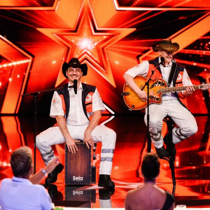 Dieter Bohlen staunte über singende Sanitäter, Vanessa-Mai-Doubles und Musik mit Flaschen Dieter Bohlen staunte über singende Sanitäter, Vanessa-Mai-Doubles und Musik mit Flaschen (Foto)