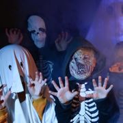 Für viele Kinder sind die Verkleidungen das größte Highlight an Halloween. Für viele Kinder sind die Verkleidungen das größte Highlight an Halloween.