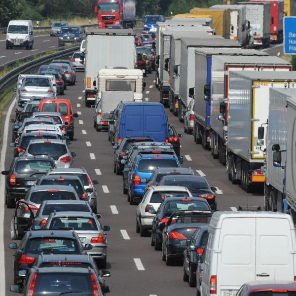 AUF DIESEN Autobahnen müssen Sie mit Stau rechnen AUF DIESEN Autobahnen müssen Sie mit Stau rechnen (Foto)