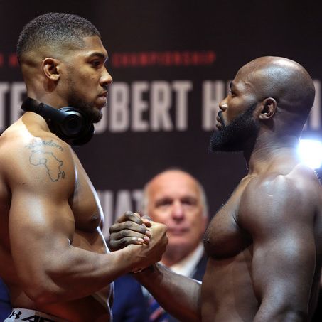 Klitschko-Besieger Joshua bezwingt Franzosen Takam Klitschko-Besieger Joshua bezwingt Franzosen Takam (Foto)
